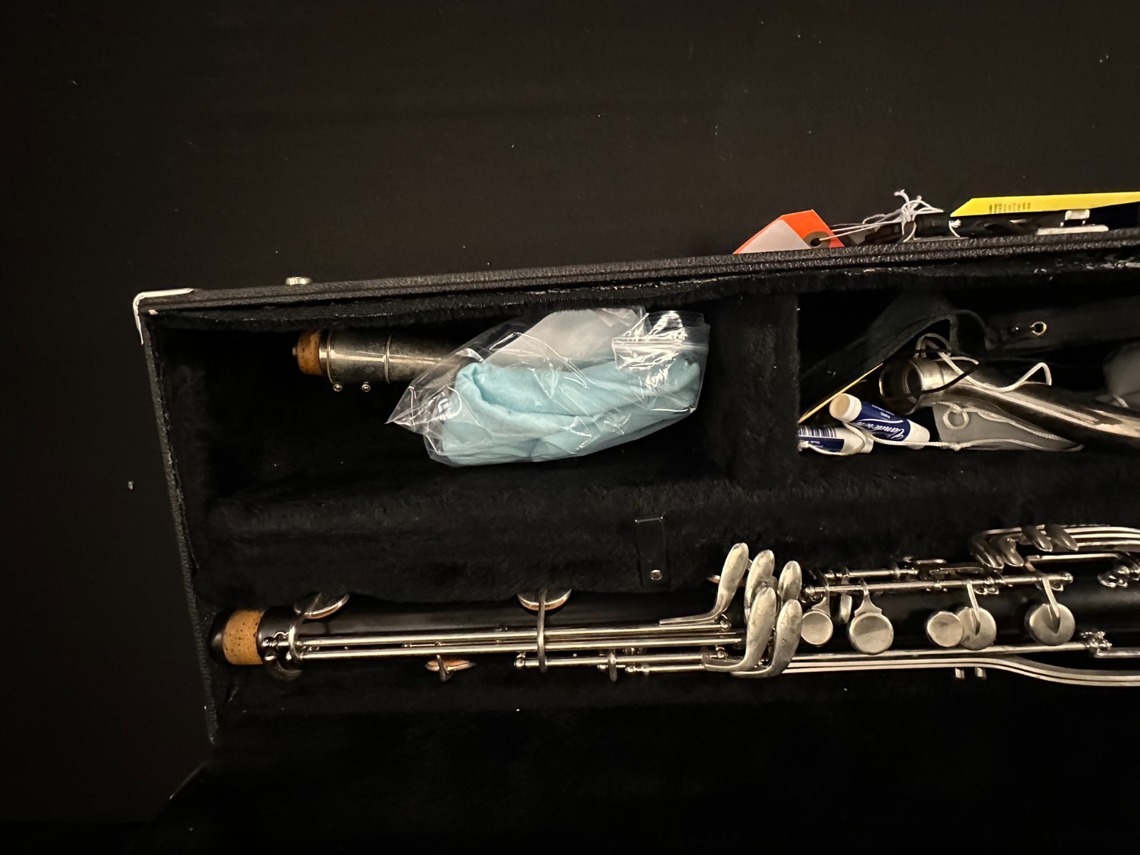 Selmer Bundy Bass Clarinet w/ mouthpiece, neckstrap, accessories, no peg Low Eb - Image 5