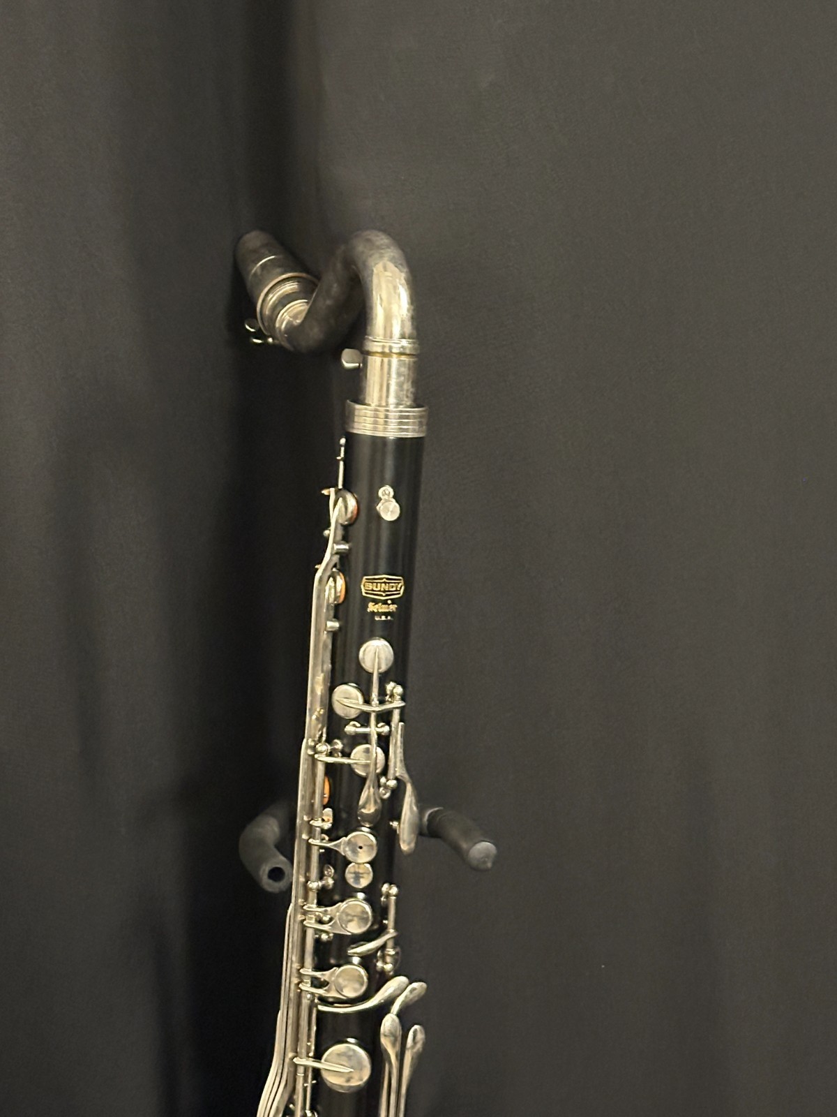 Selmer Bundy Bass Clarinet w/ mouthpiece, neckstrap, accessories, no peg Low Eb - Image 7