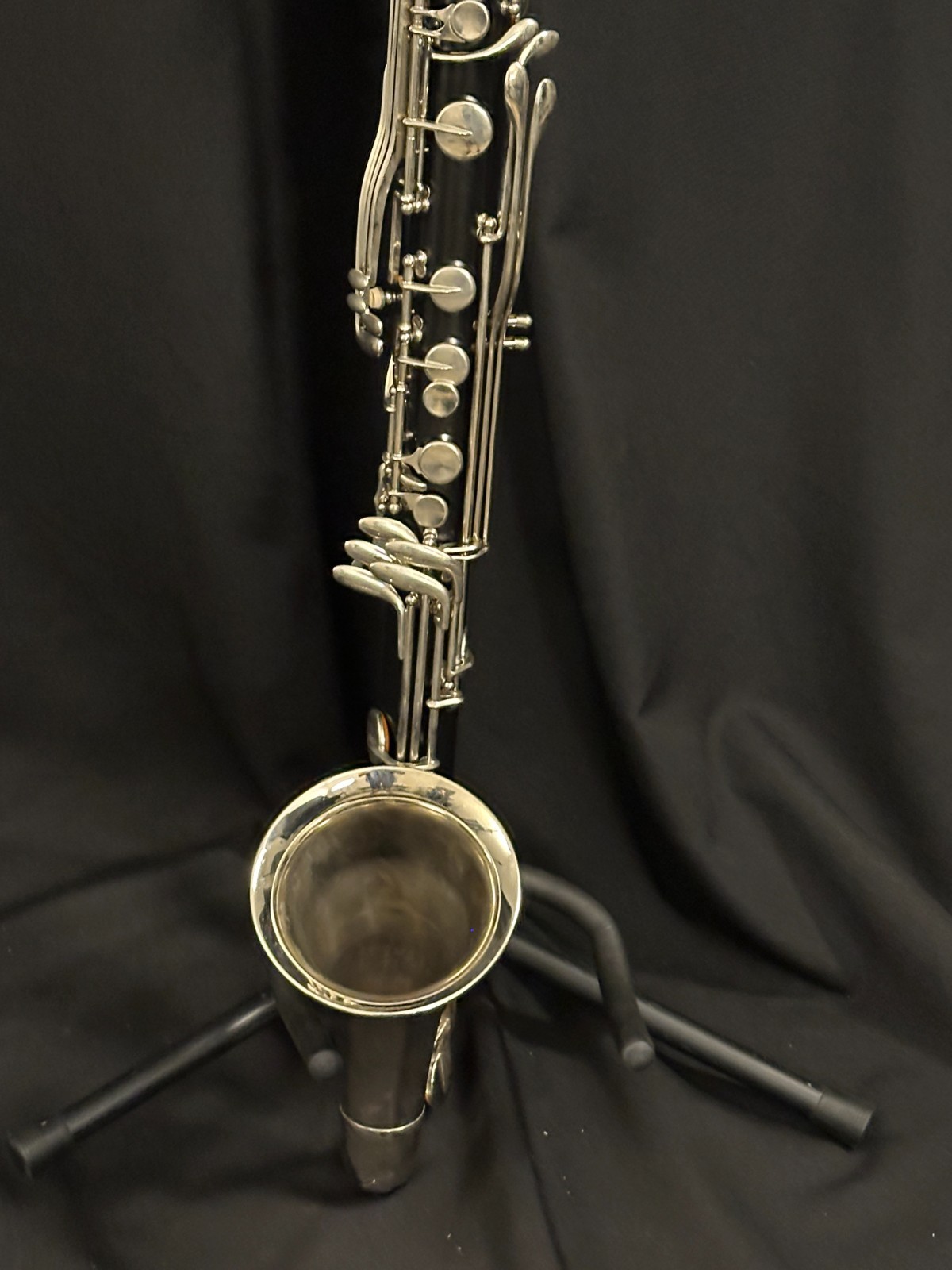 Selmer Bundy Bass Clarinet w/ mouthpiece, neckstrap, accessories, no peg Low Eb - Image 9