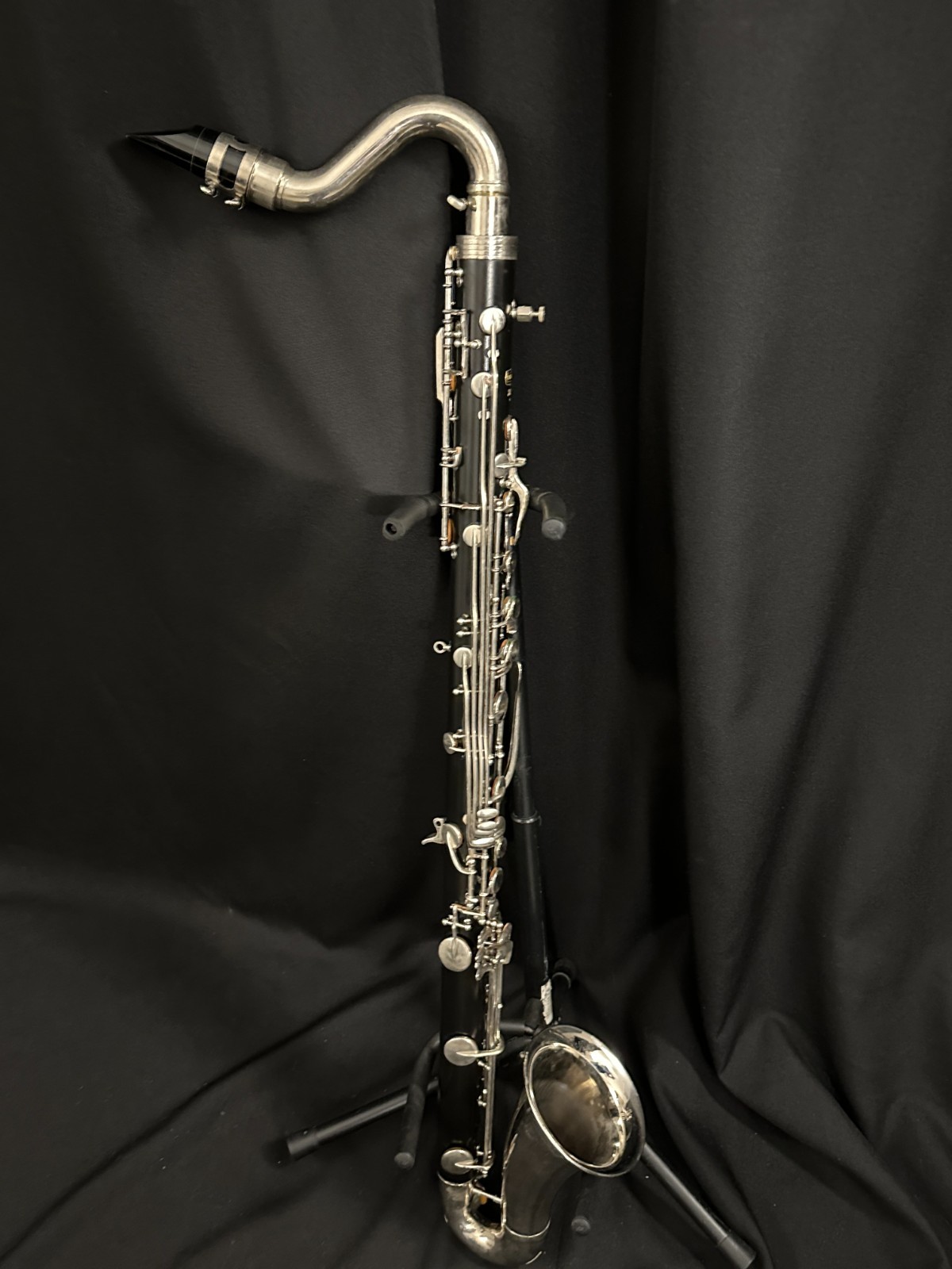 Selmer Bundy Bass Clarinet w/ mouthpiece, neckstrap, accessories, no peg Low Eb - Image 19