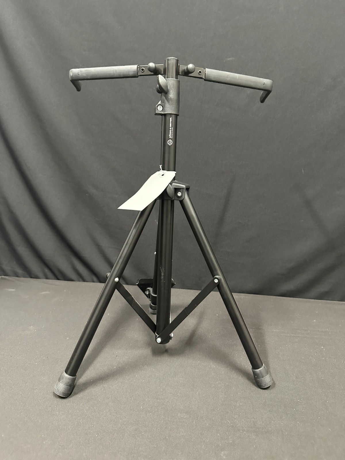 K&M 141 height adjustable Folding Double Bass Stand, steel, plastic, soft rubber - Image 2