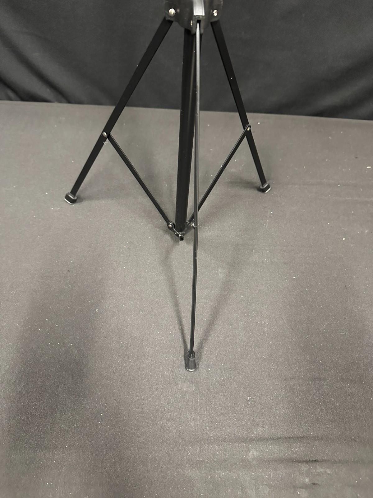 On-Stage Black Folding Adjustable height and base Music Stand with carrying bag - Image 8